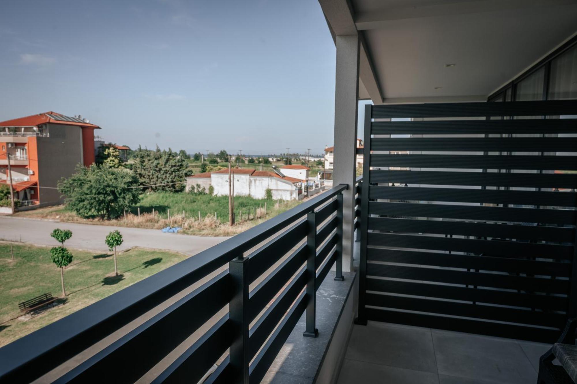 Elizabeth Queen Luxury Rooms Paralía Exterior foto