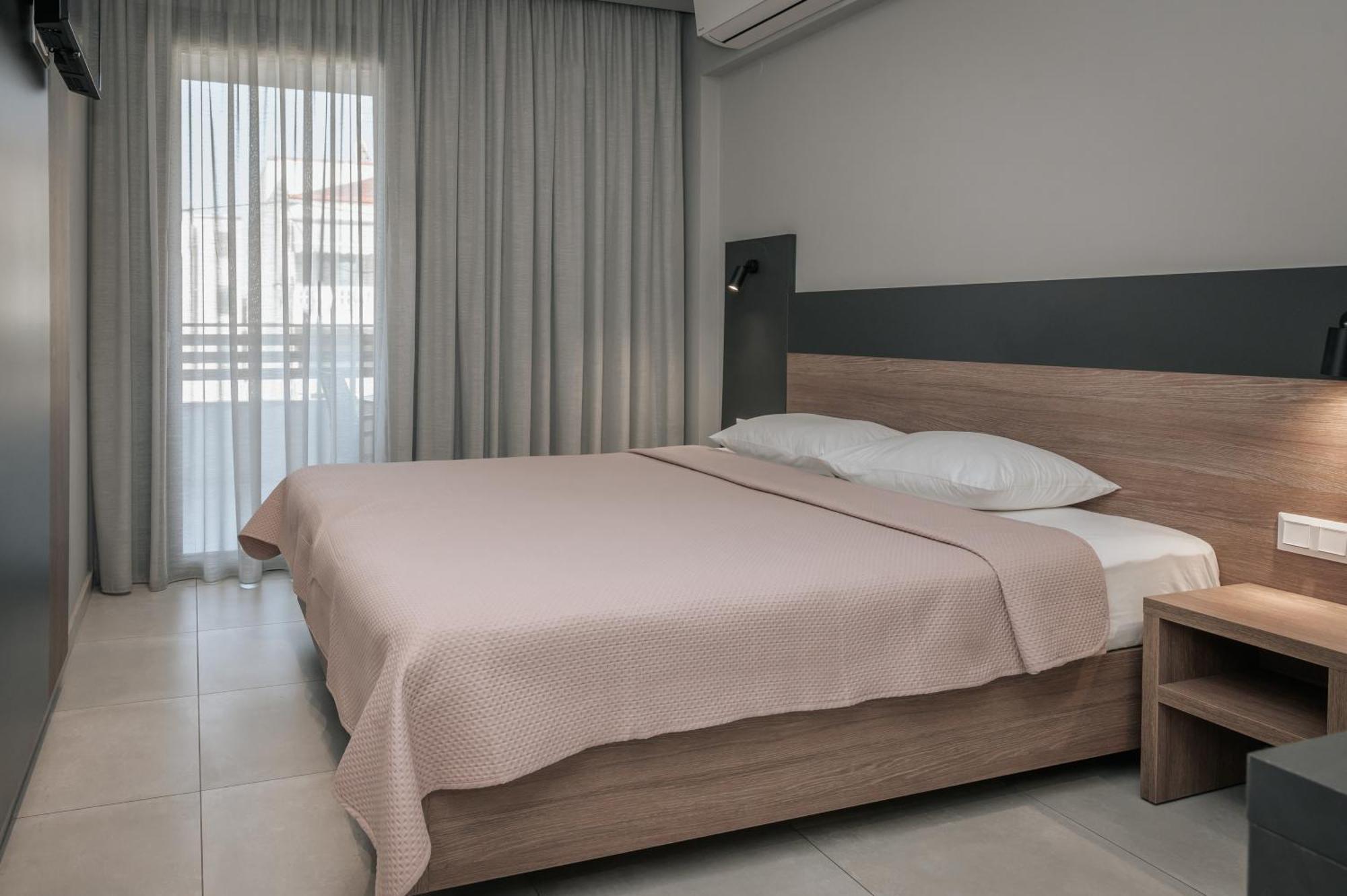 Elizabeth Queen Luxury Rooms Paralía Exterior foto