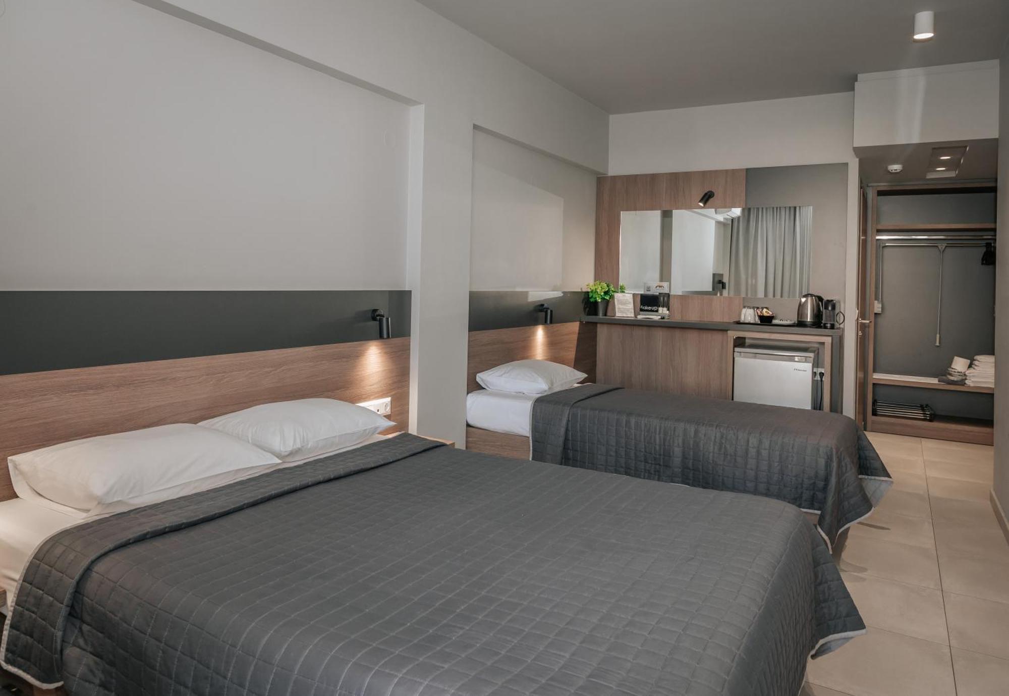 Elizabeth Queen Luxury Rooms Paralía Exterior foto